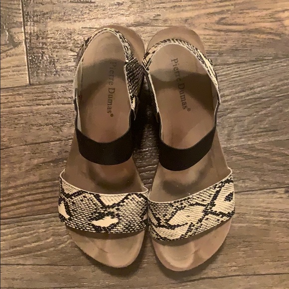 Chic Soul Shoes - Chic Soul - Wedges Size 8.5